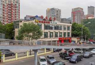 眼科手术显微镜如何操作